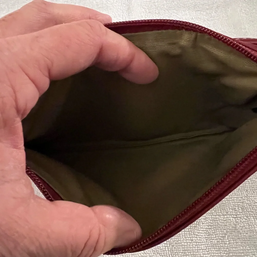 vintage Coach Soho leather wristlet in red - Picture 6 of 7